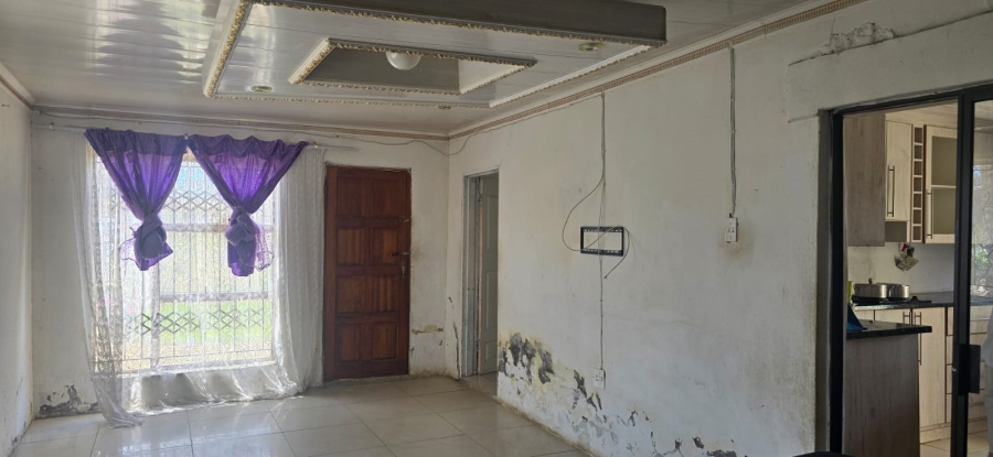 3 Bedroom Property for Sale in Motse Papiki Moilwa Free State